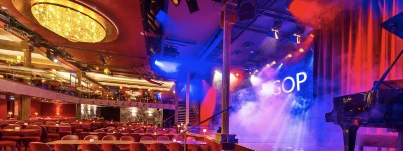An empty stage at the GOP Varieté Theater Hannover.